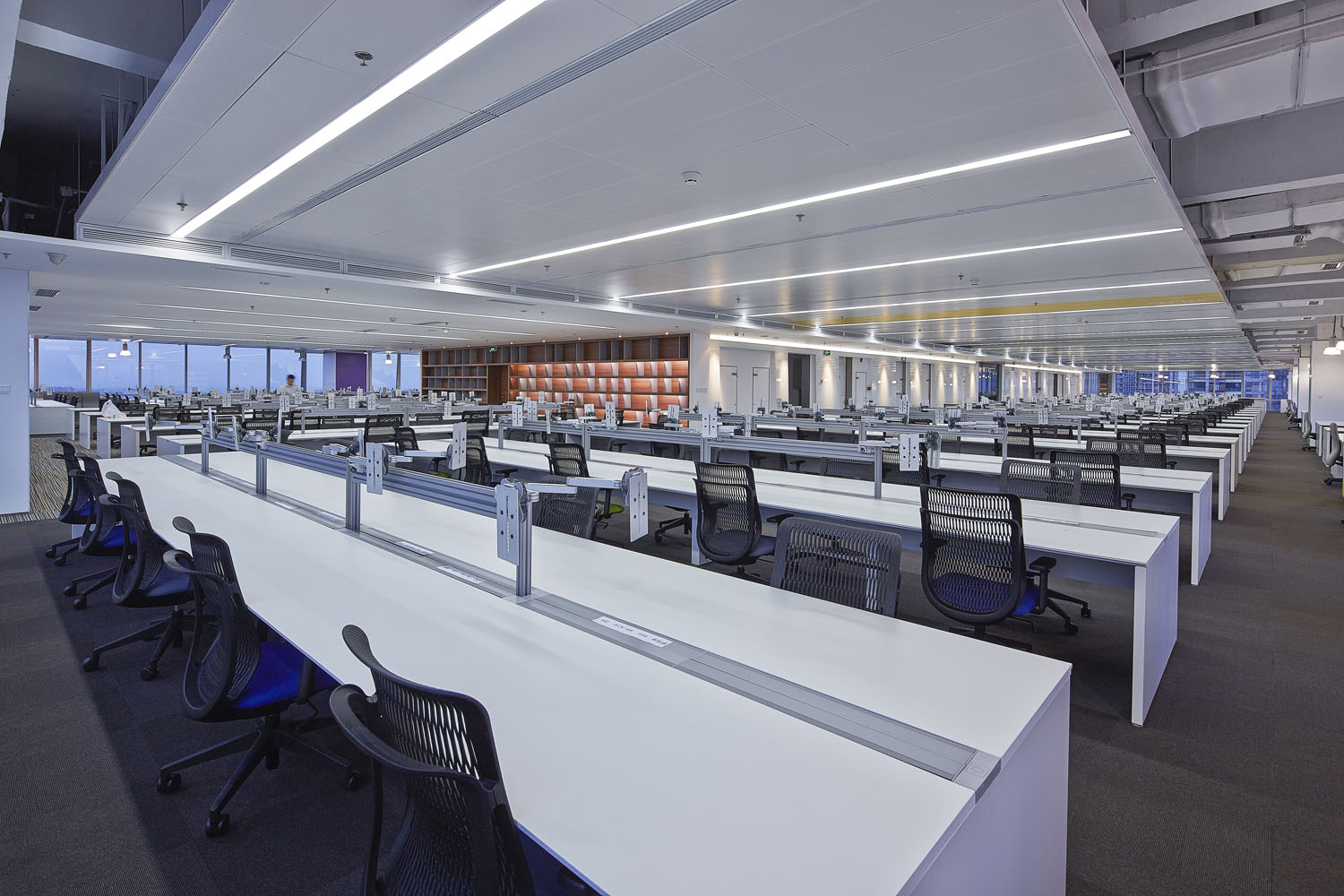 成都時(shí)代一號(hào) 辦公室裝修(圖2)