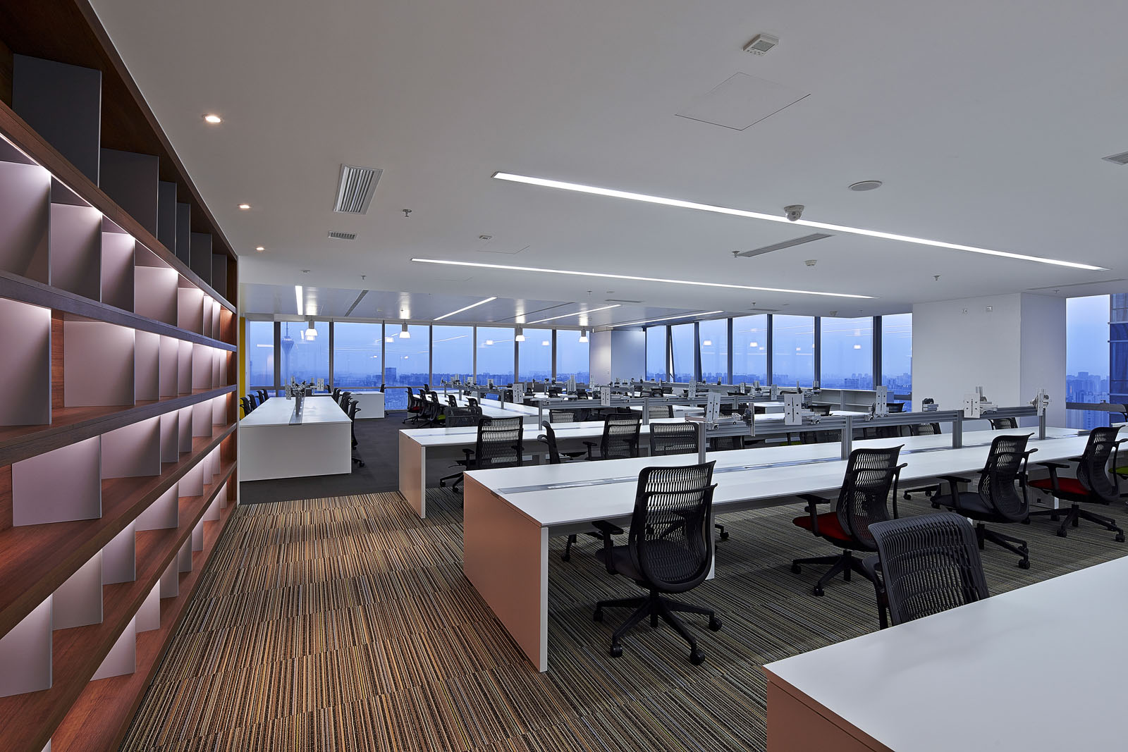 成都時(shí)代一號(hào) 辦公室裝修(圖7)