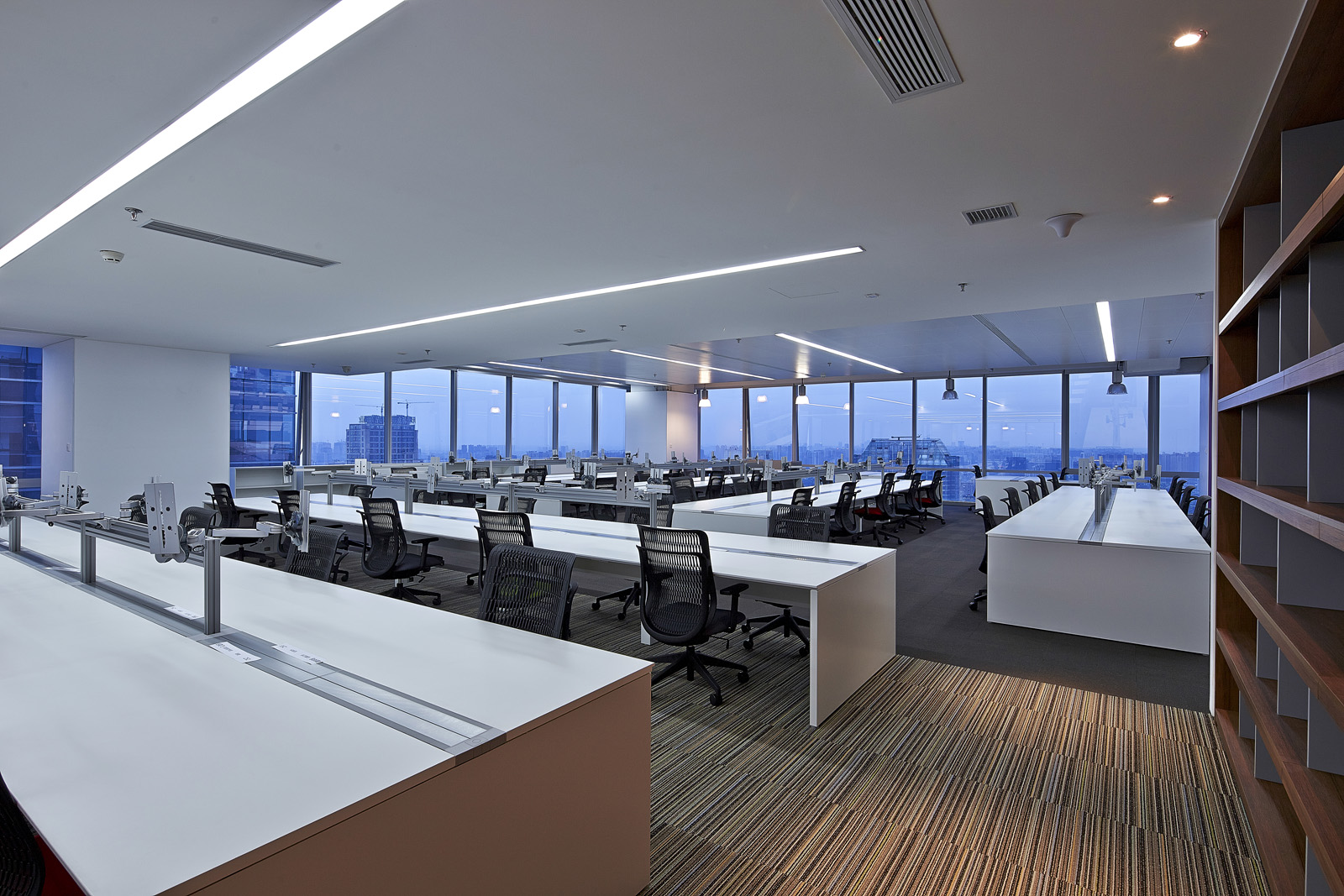 成都時(shí)代一號(hào) 辦公室裝修(圖8)