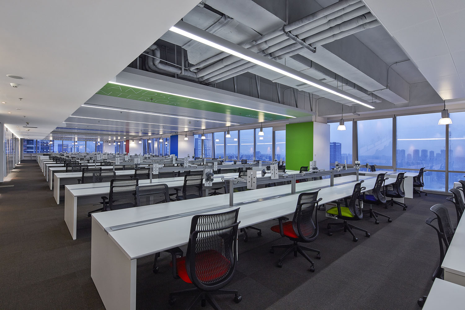 成都時(shí)代一號(hào) 辦公室裝修(圖34)